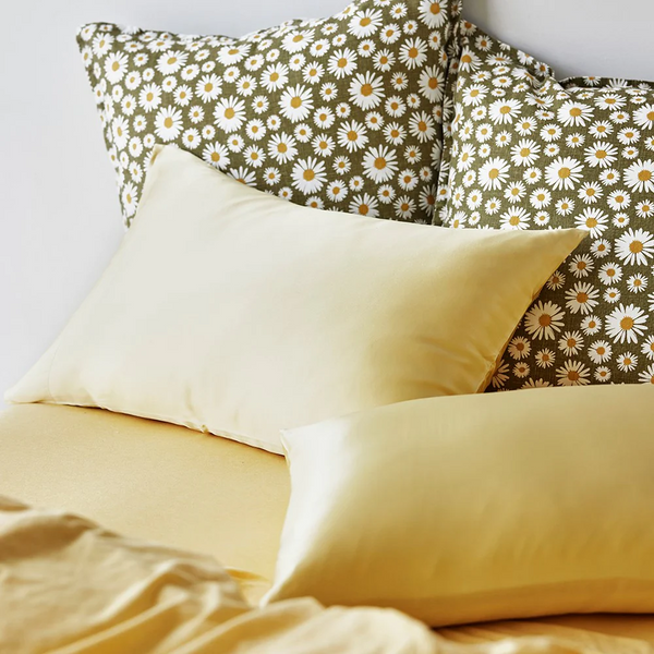 Mulberry Silk Pillowcase - Cornsilk